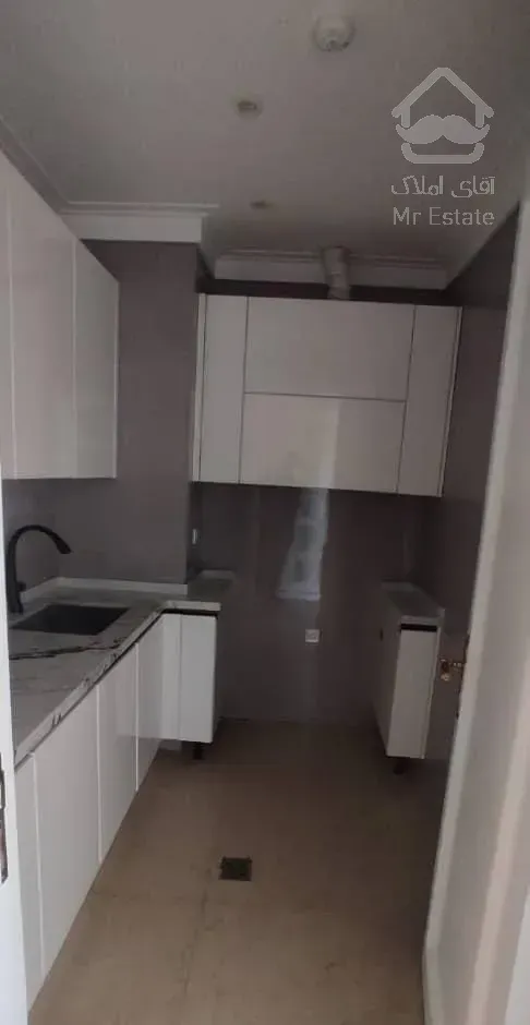 نیاوران ۲۵۰ متر کلید نخورده ۳ خواب مستر