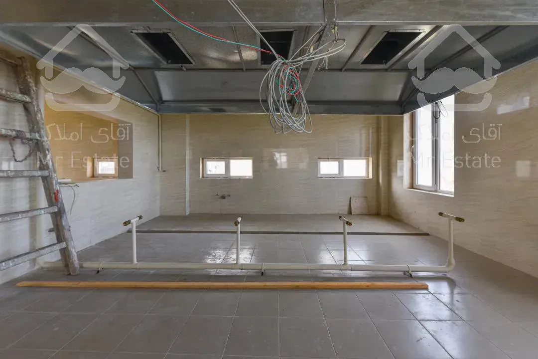 فروش هتل نو ساز کلید نخورده در پاسداران