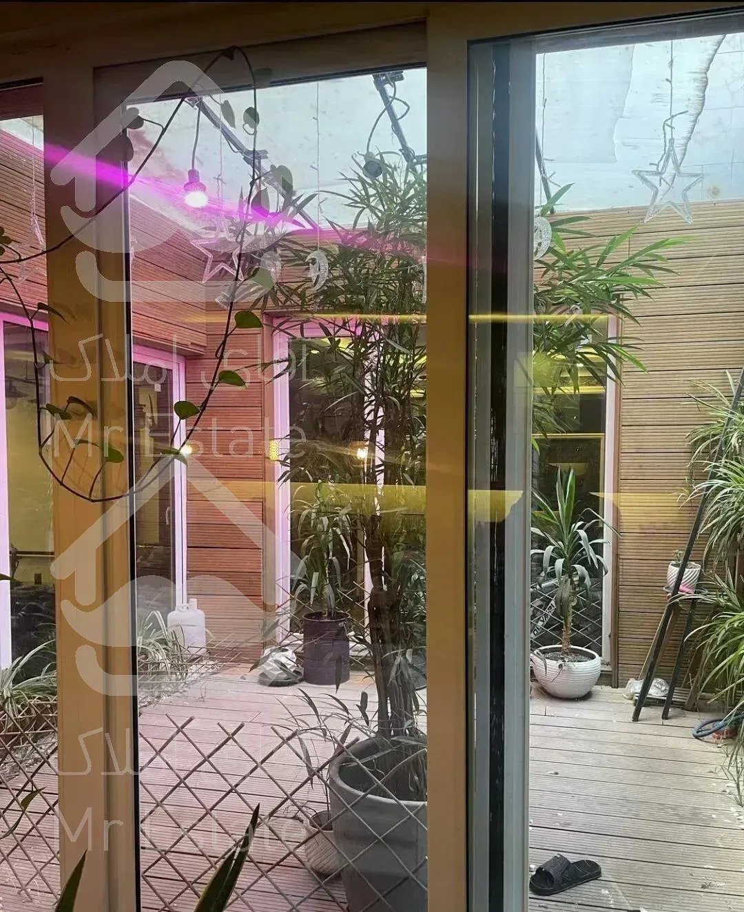 ظفر 90 متر پاسیو امکانات کامل