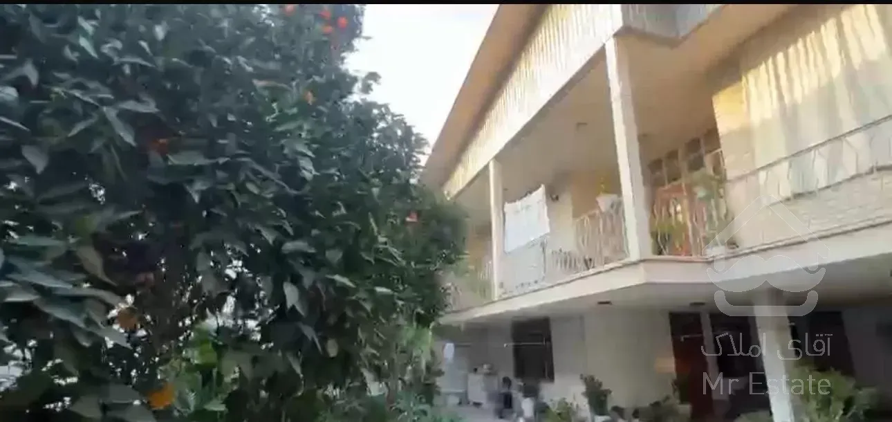 فروش خانه ویلایی ۲۴۰ متری ۳ خوابه