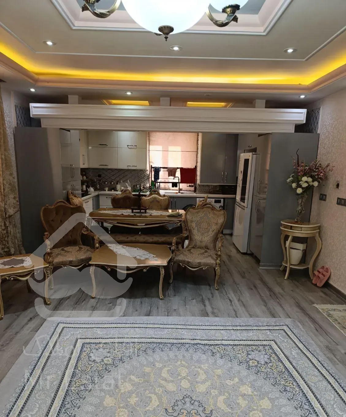 اپارتمان تک واحدی