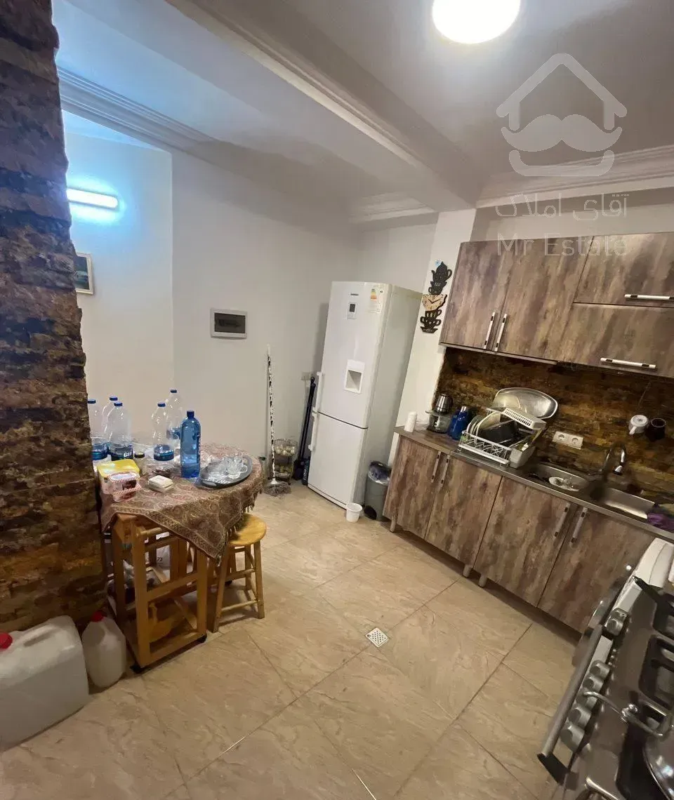 آپارتمان ساحلی ۹۳ متر سنددار خ معلم محمودآباد