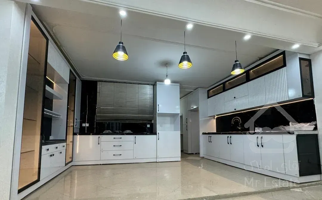 بلوار سجاد/واحد 170 متری بنفشه/لوکس