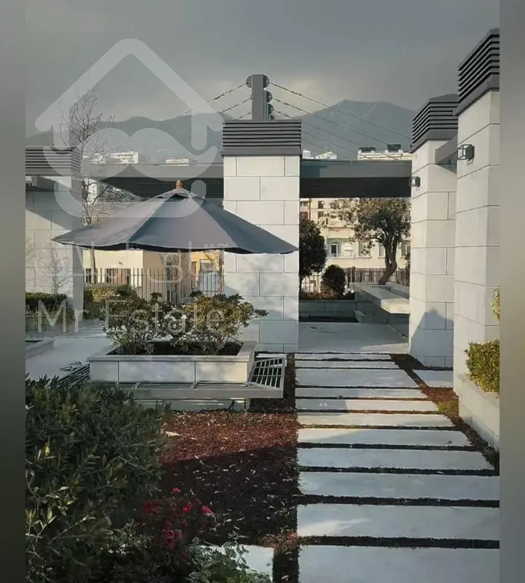 پنت‌هاوس نیاوران ۲۵۰ متر بنا+۲۰۰ متر حیاط اختصاصی