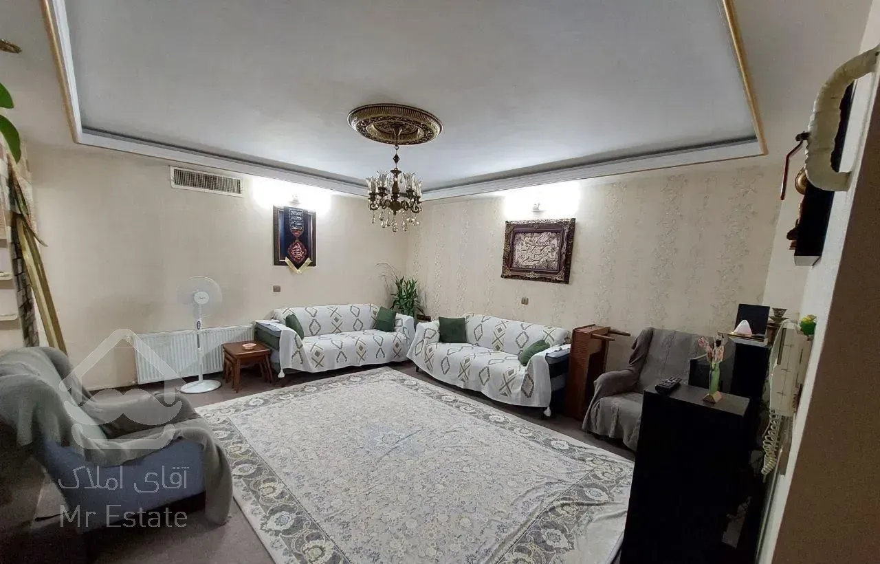 ۶۲متر/با آسانسور و بالکن/خوش نقشه/سال ساخت۹۲/