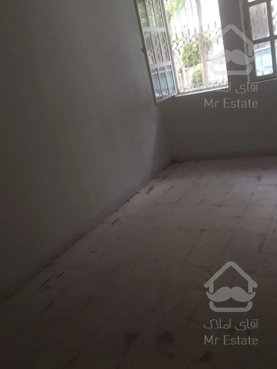 اجاره و رهن آپارتمان زعفرانیه 185  متر شیک