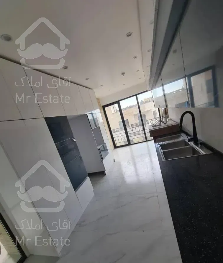 آپارتمان ۲۴۰ متری/سه خواب/دربند