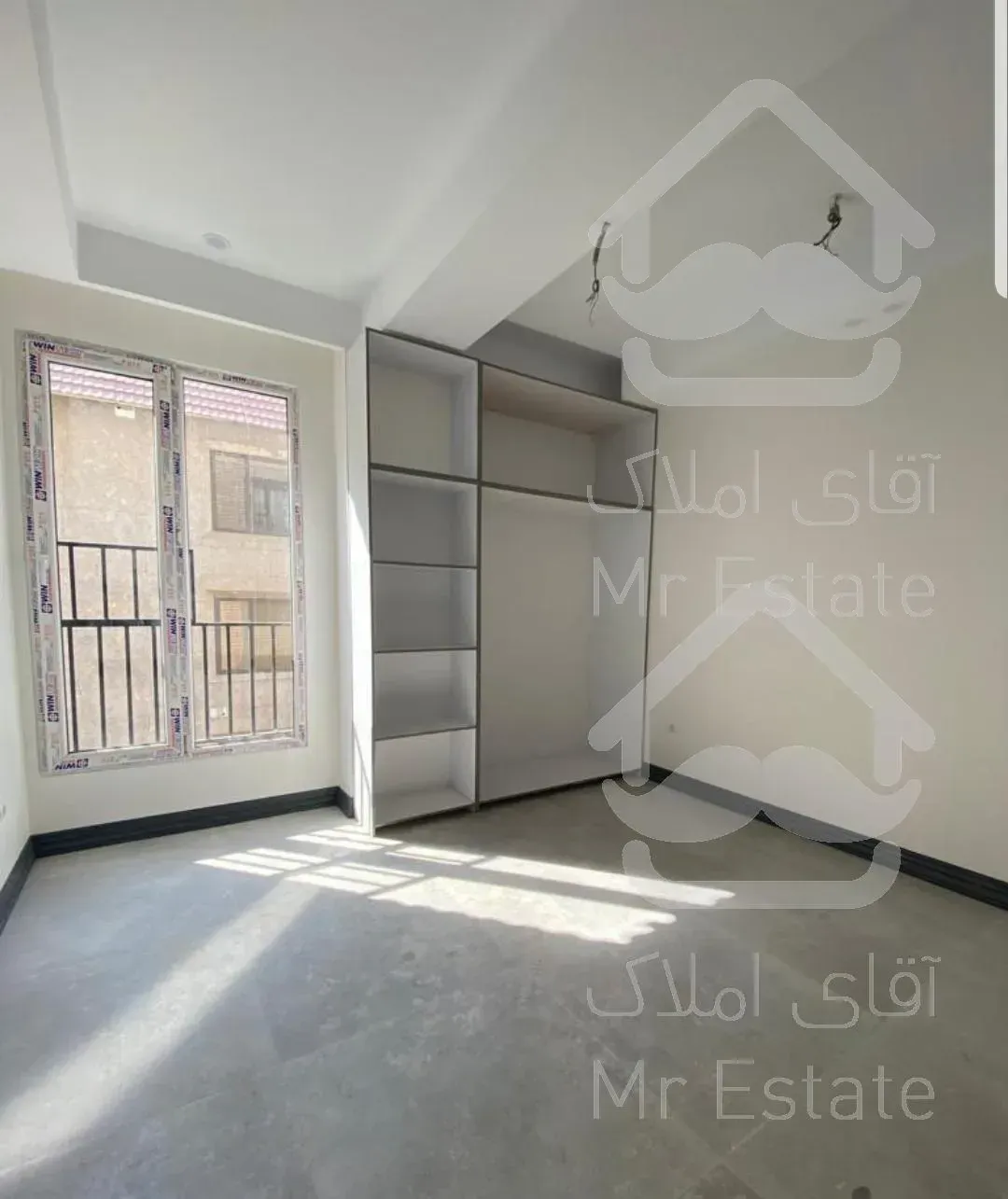 فروش ملک نوساز ۳طبقه در شهرک راه آهن