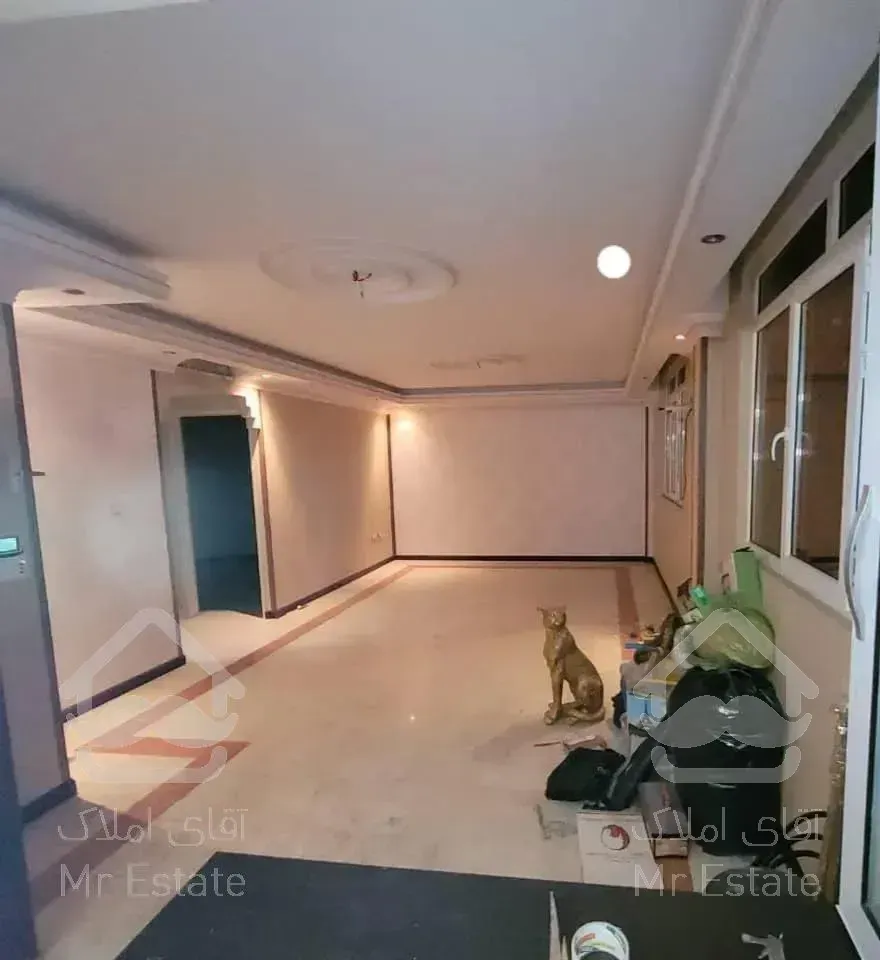 ۷۰ متر دو خواب پارکینگ دار  گذر صادقیه