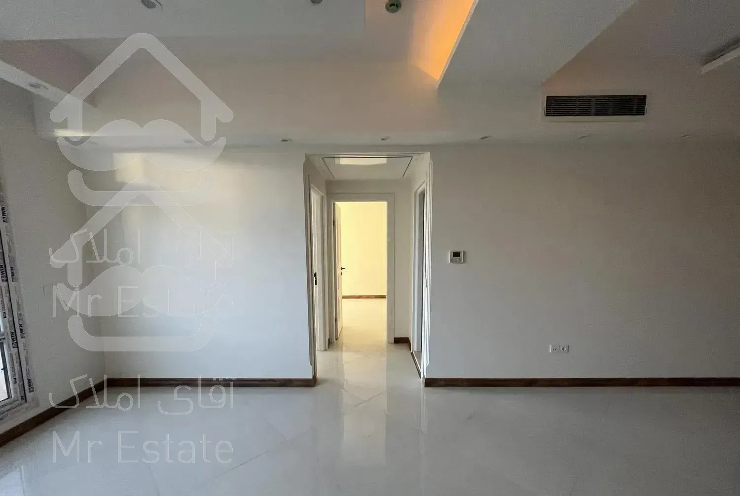 آپارتمان نوساز واقع در نوبنیاد کوهستان سوم