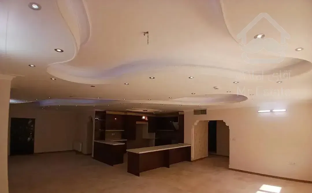 ۱۵۴ متر /سه خواب /همکف/فردوسی