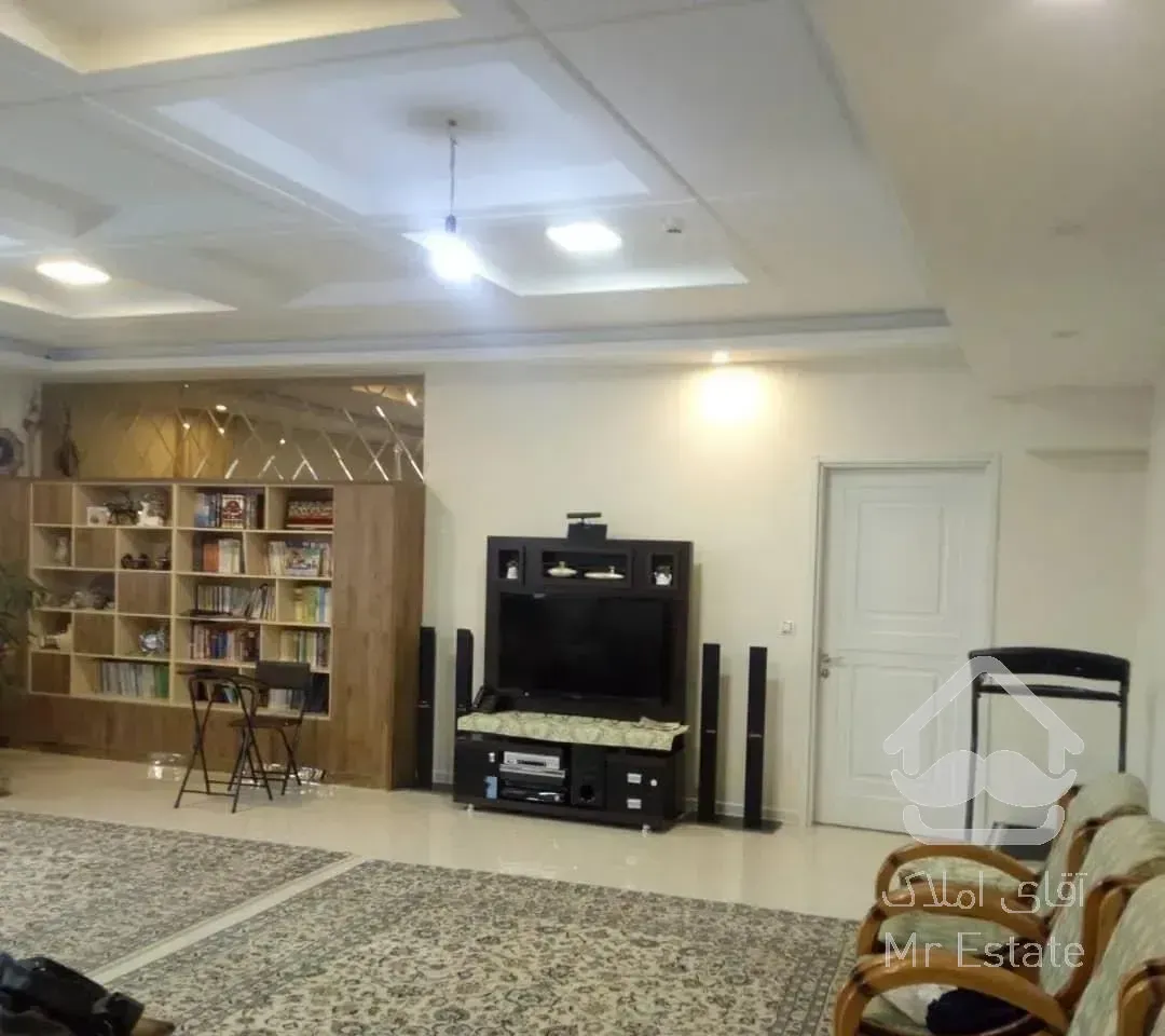 200متر/۳خواب/تراس قابل چیدمان/ویو دریاچه