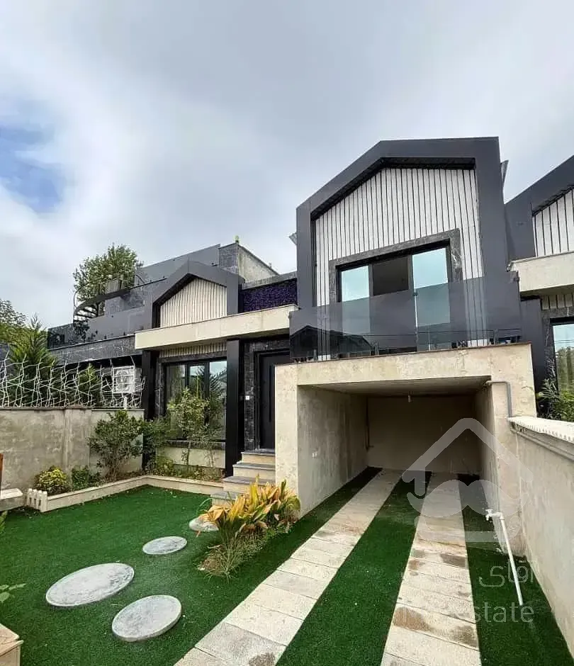 ویلانیم پیلوت مدرن۱۶۰متری*جاده دریا*زیرقیمت منطقه