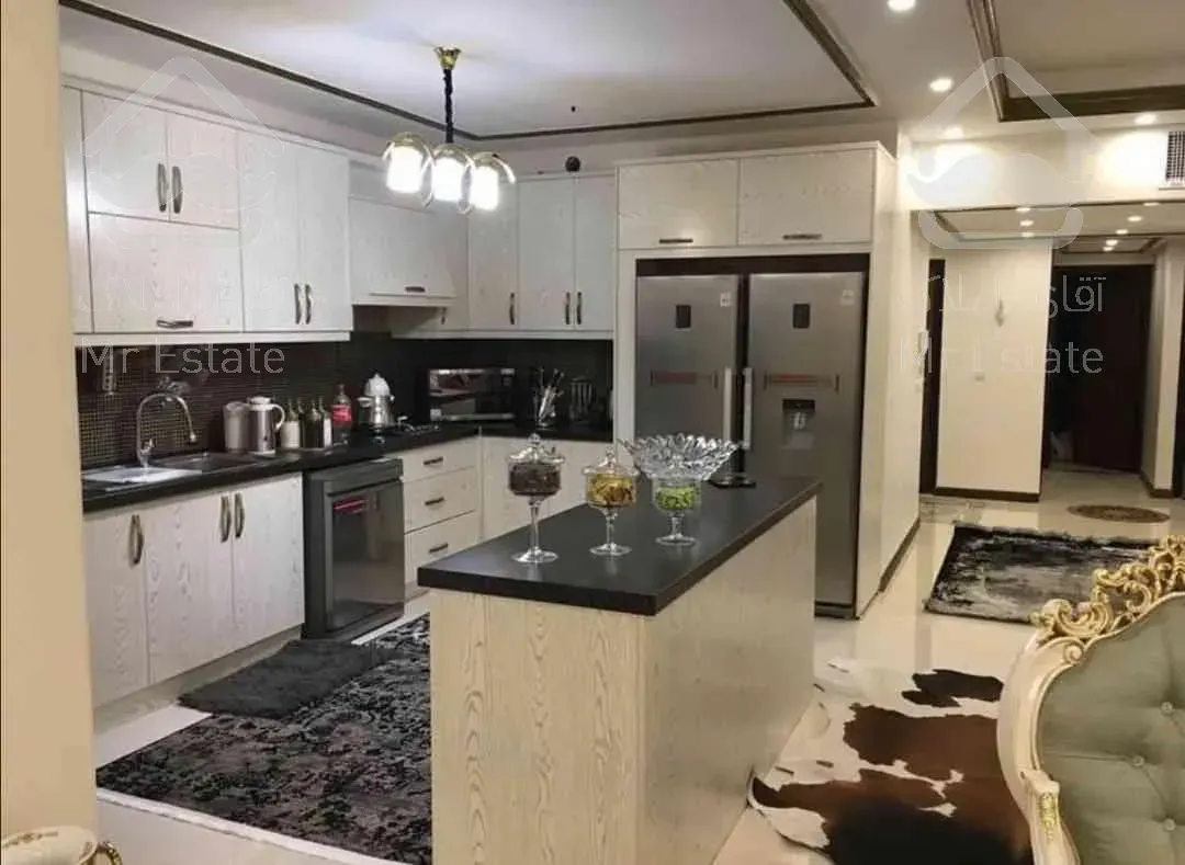 جردن 200 متر 3 خوابه 2 پارکینگ