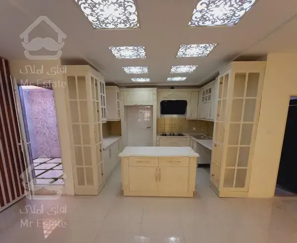 ۱۰۰متری * کلید نخورده * شخصی