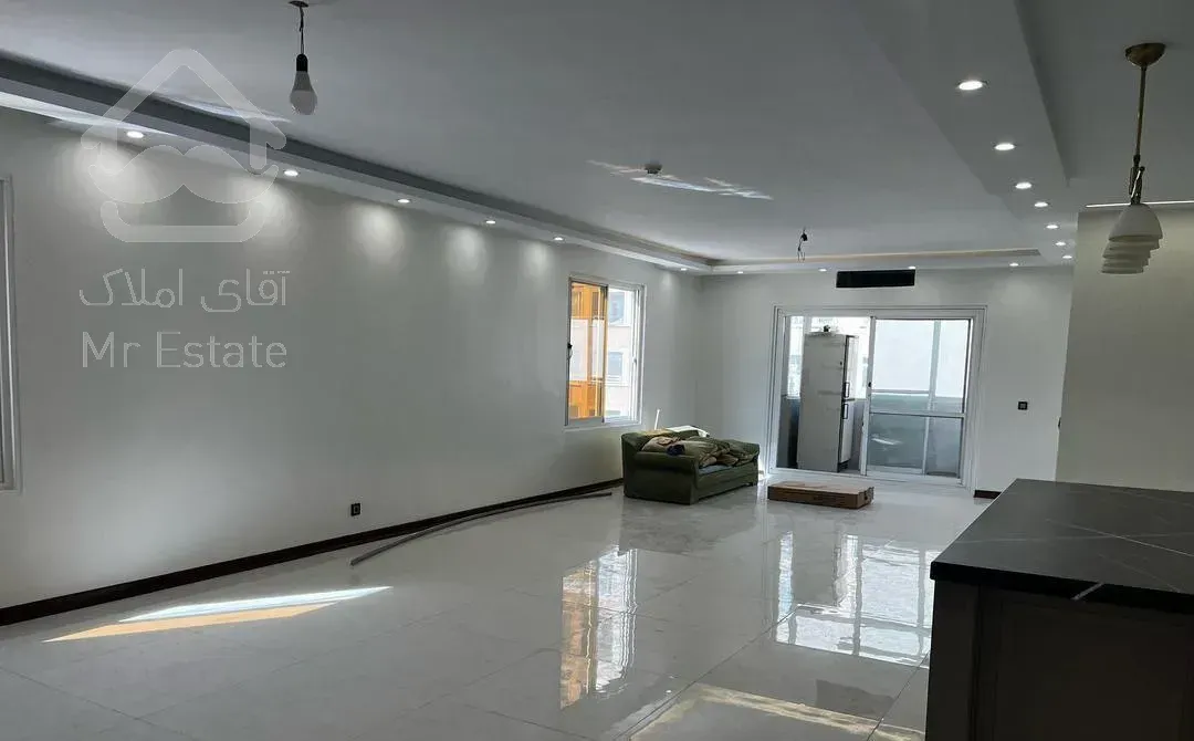 حکیمیه 101متر 2خواب بدون مالک ۳ساله