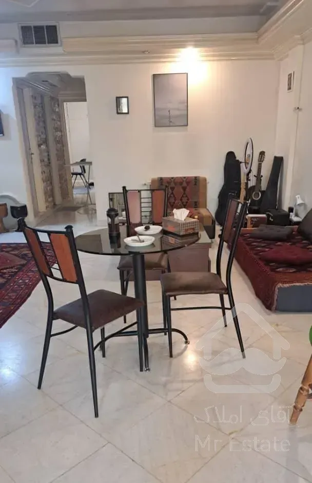 فروش آپارتمان ۸۲ متری ۲ خوابه طبقه ۴ در قنات‌کوثر