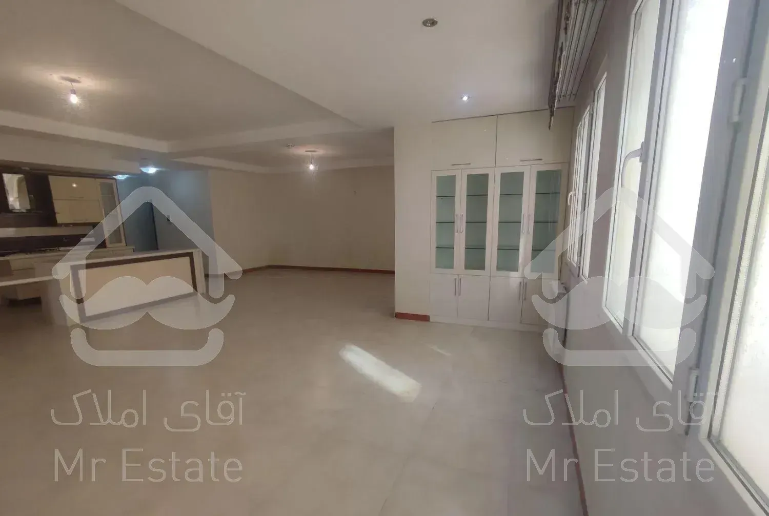 ۱۶۴ متر سه خواب/ مستر/ فول در دریاچه