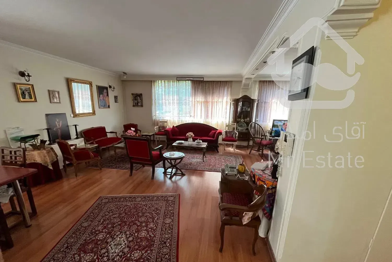 آپارتمان ۱۳۵ متر ونک