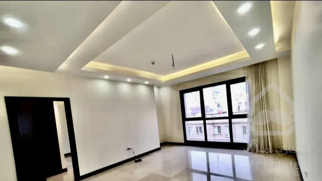 ۷۰متر*فول امکانات*خوش نقشه*تاپ لوکیش*غرق نور