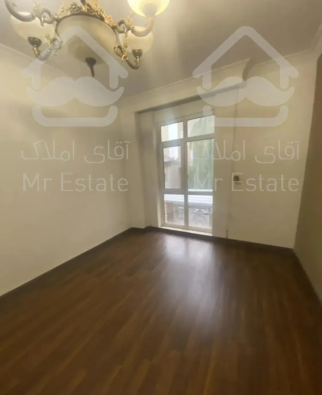 آپارتمان ۱۶۰ متری سه خوابه بر خیابان واعظی