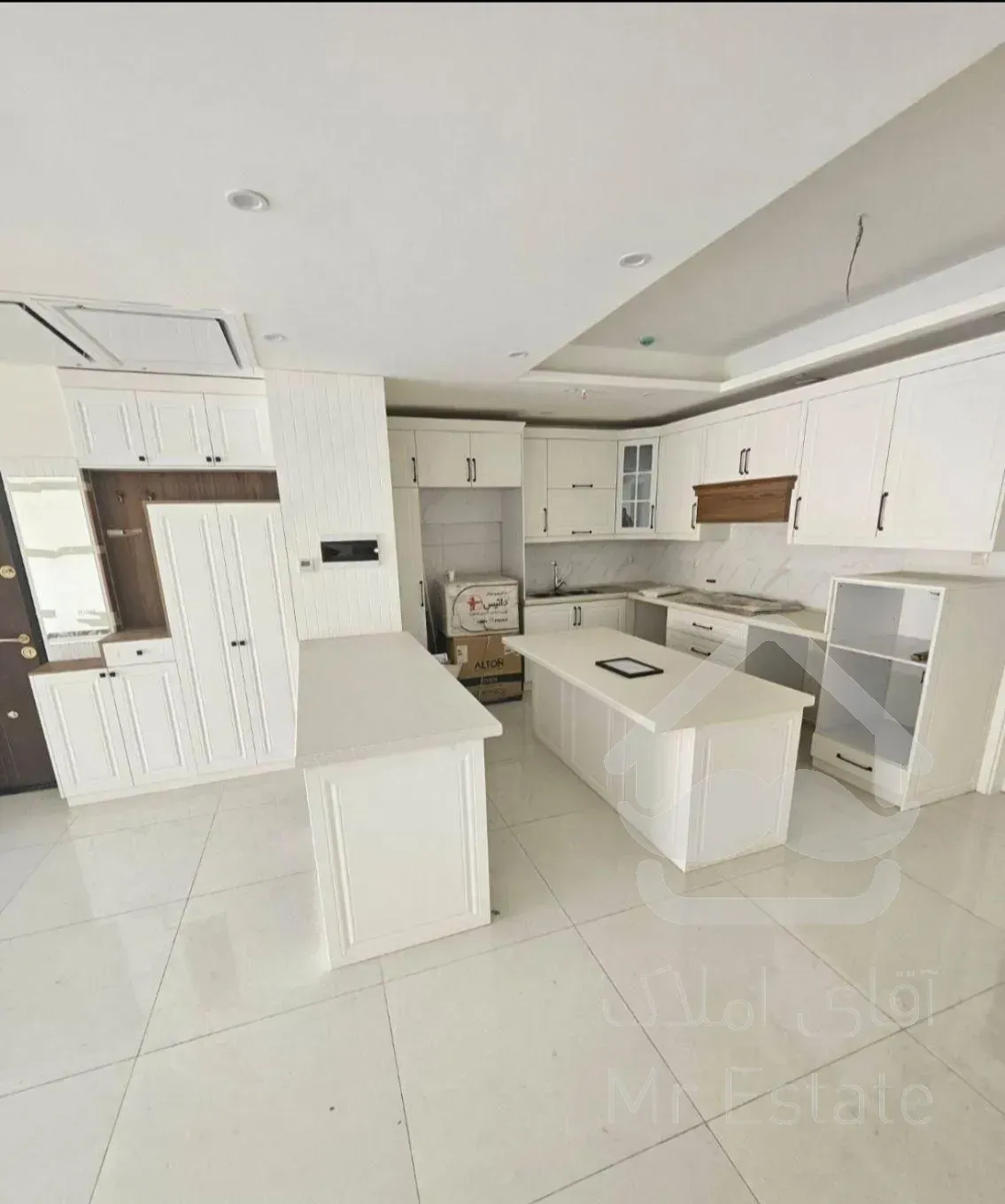 فروش آپارتمان ۱۰۰ متری ۲ خوابه در خردمند شمالی