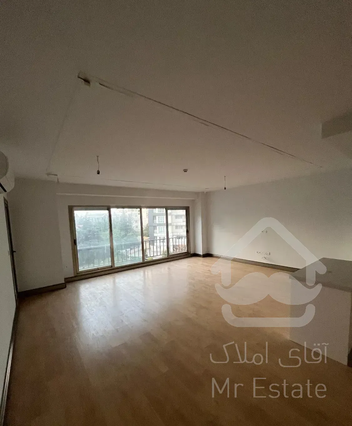 آپارتمان لوکس ۱۱۵ متر بلوار ساحلیه لیدو