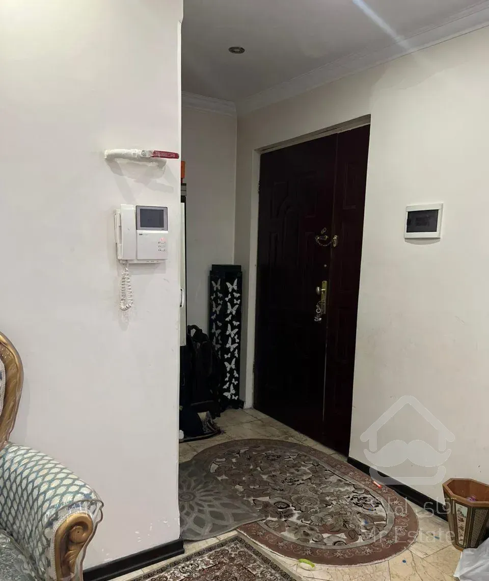 آپارتمان طبقه دوم در تهرانسر شهرک استقلال