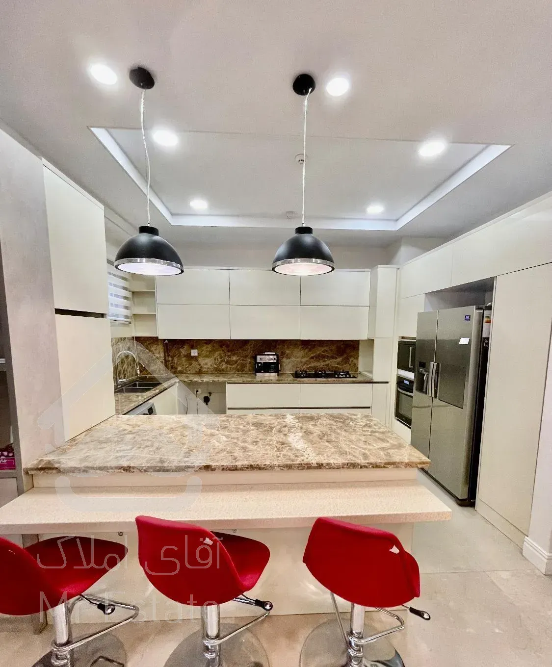 باغ فردوس۲۰۰متر۳خواب با ۱۰۰متر تراس فول مشاعات