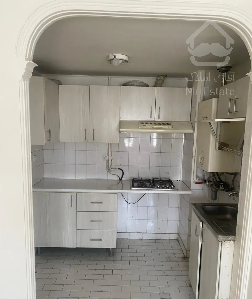 ۴۸مترتخلیه بغل در مترو کمیل زیر قیمت پروژه اقاقیا