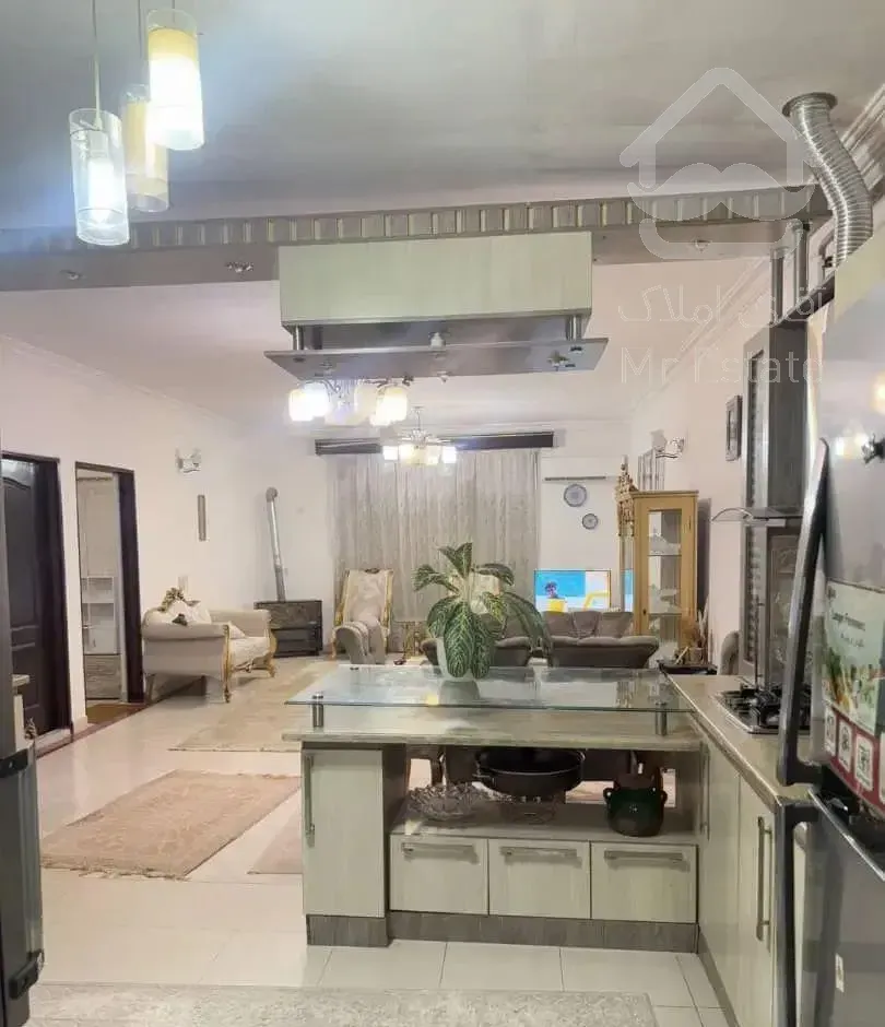 اجاره ویلا، طبقه اول، حیاط دار ،چمران