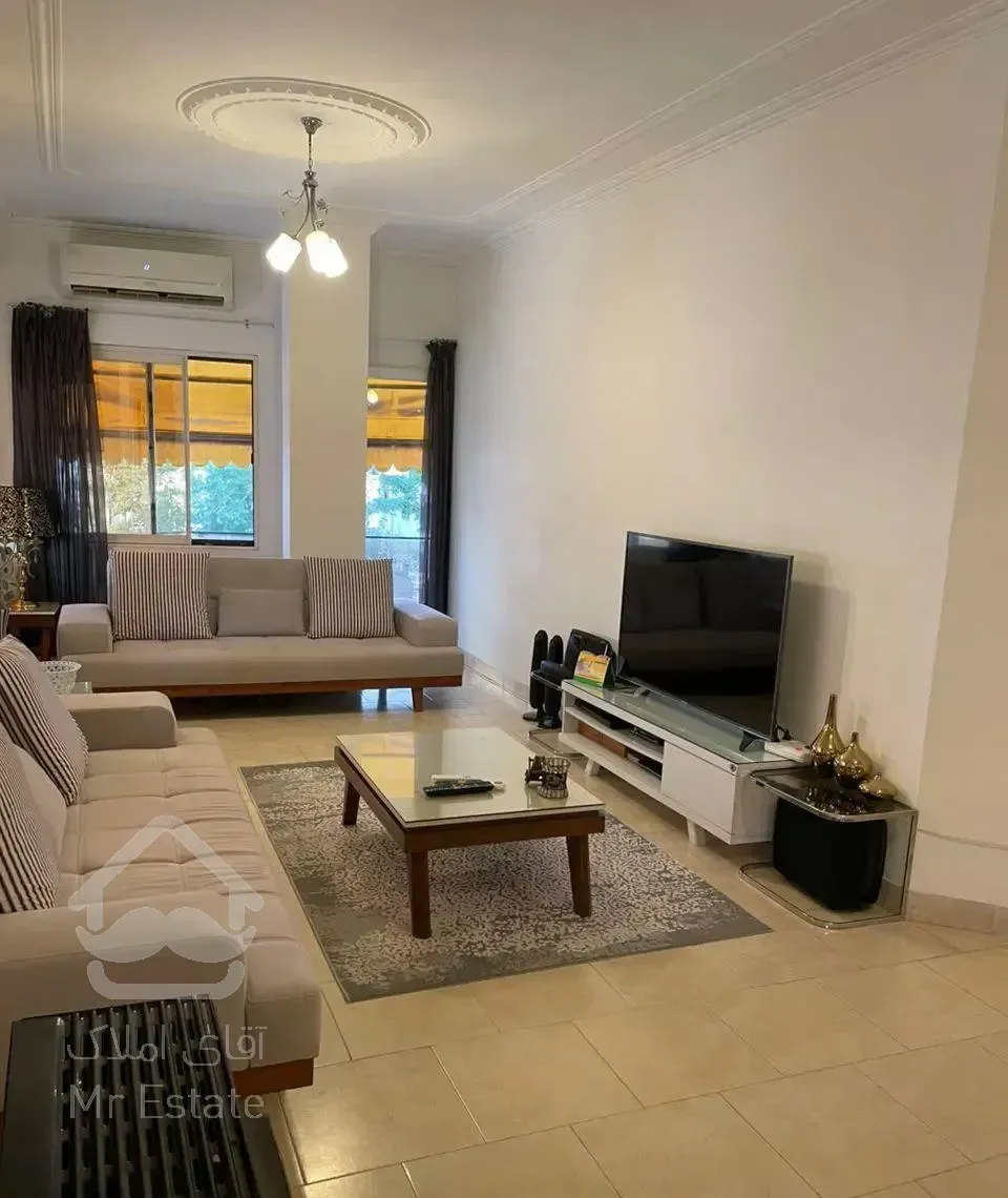 فروش فوری آپارتمان ۹۰ متری خ آرا ۲ خوابه جای برند