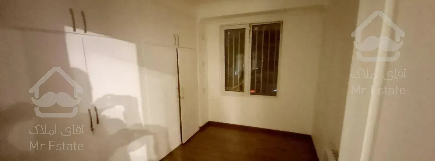 آپارتمان ۷۰ متری خواب مستر