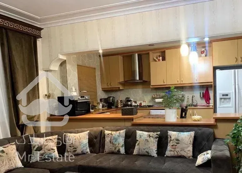 ۱۴۲ متر سه خوابه جنوبی