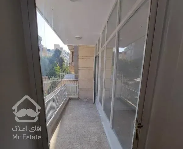 آپارتمان در  فرعی گیشا ،۱۶۰ متر ، سه خوابه