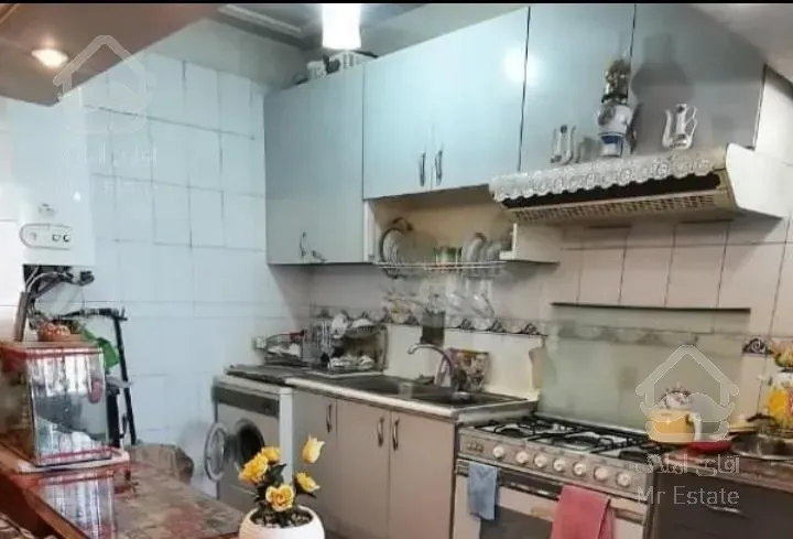 ۶۵متری۶۱متری*با آسانسور*جمهوری تا آذربایجان