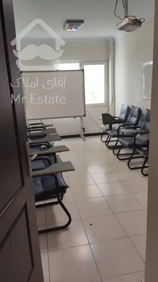 اجاره و رهن دفتر کار سند اداری زعفرانیه 125  متر لوکس