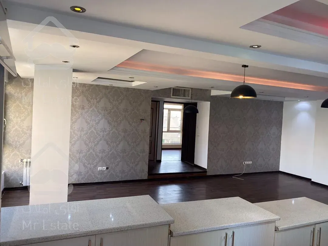 آپارتمان ۱۱۰ متری واقع در سعادت آباد