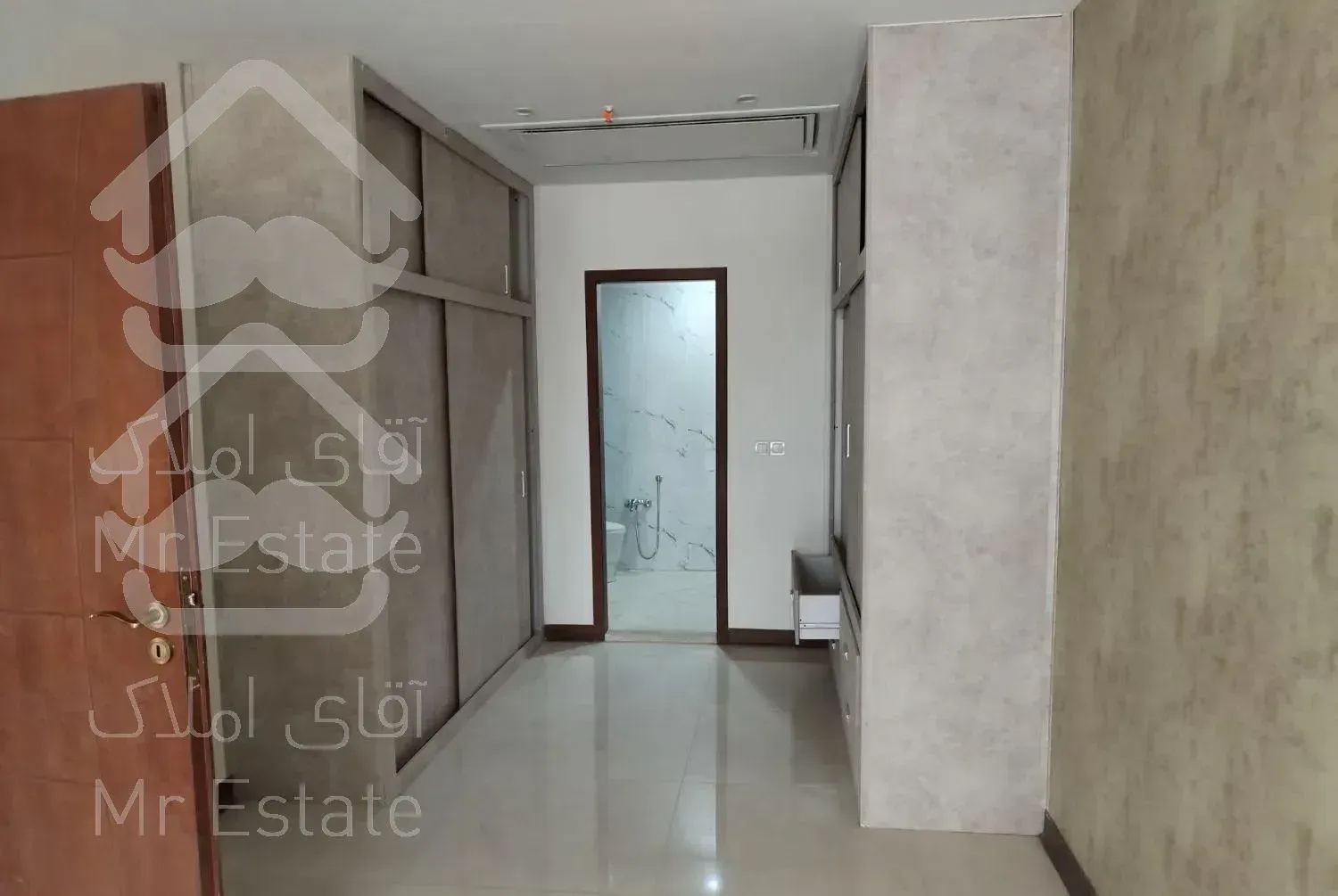 برج مجلل رونیکا پالاس  ۱۷۳ مترسه خواب پاسداران