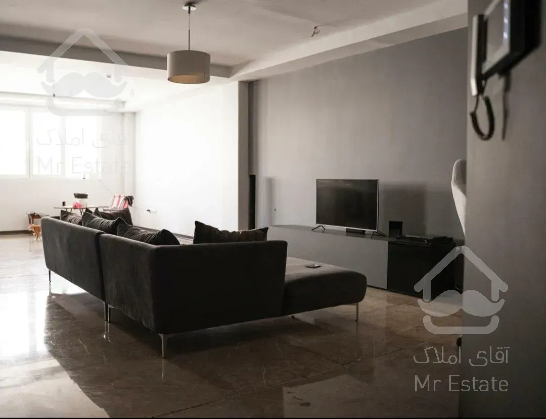 145 متر سه خواب نوساز ۲ پارکینگ سندی