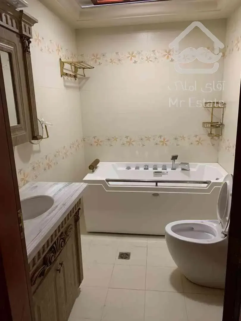 210 متر تکواحدی نیاوران فول مشاعات