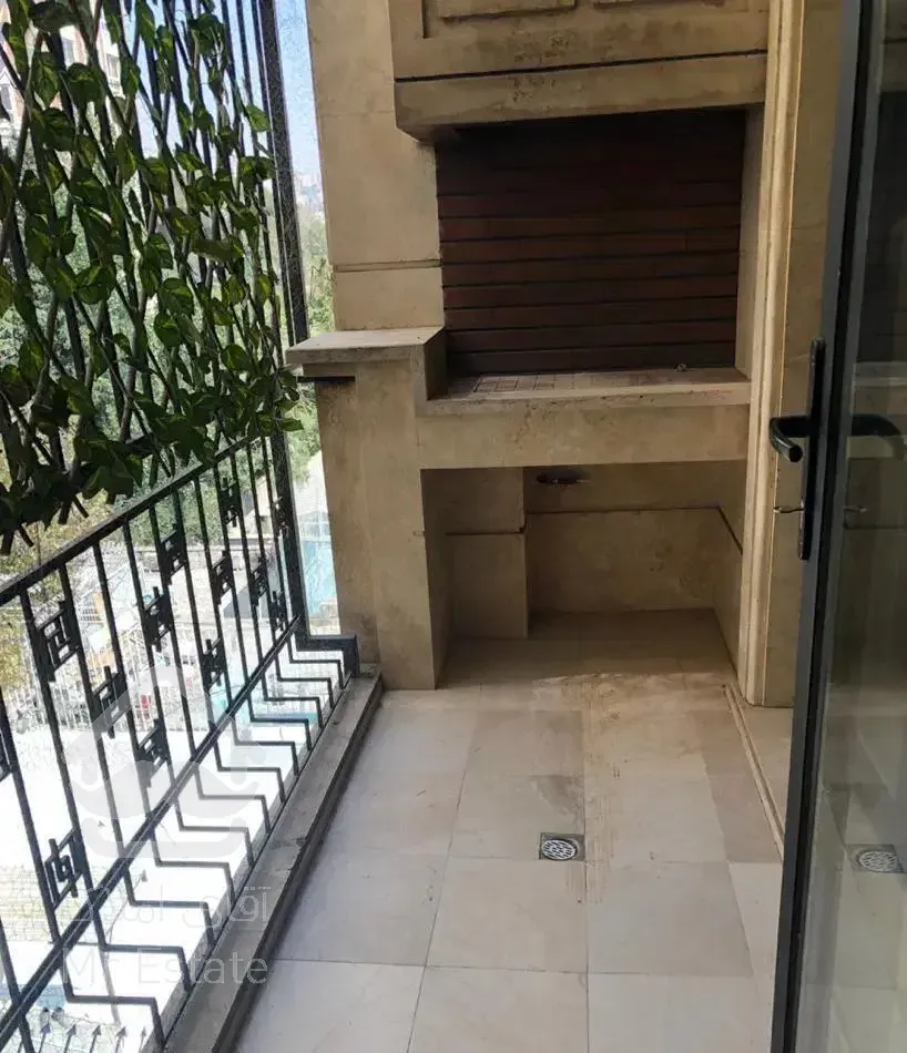 ۱۳۵ مترکامرانیه جنوبی