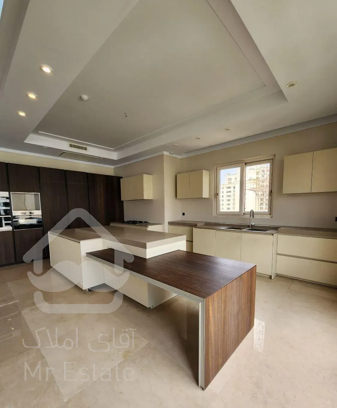 زعفرانیه برج  185 متر  چشم انداز عالی