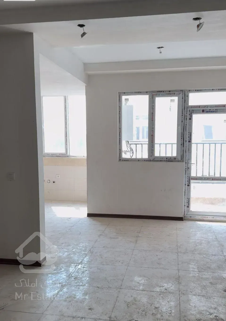 فروش آپارتمان ۱۰۷ متری خاورشهر مجتمع میلاد نور