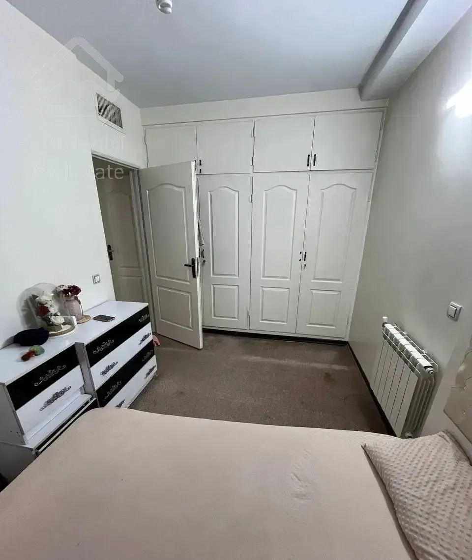 آپارتمان خوش نقشه ۶۵متری شهرک ولیعصر