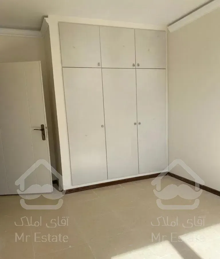 آخرین طبقه ۹۰متر۲ خواب کلید نخورده