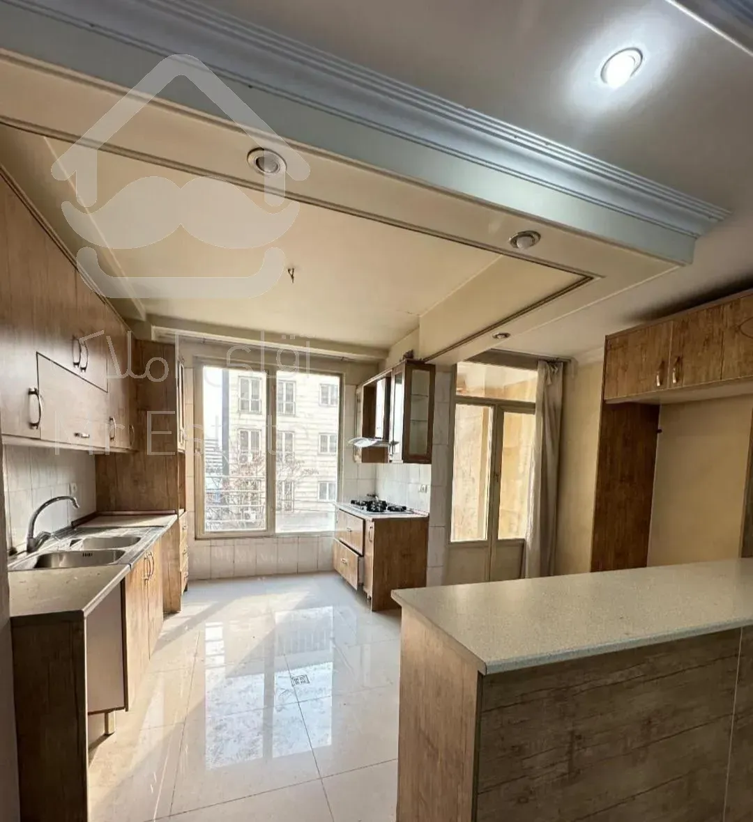 ۸۰متر ۲خواب/پارکینگ انباری بالکن/فول بازسازی شیک