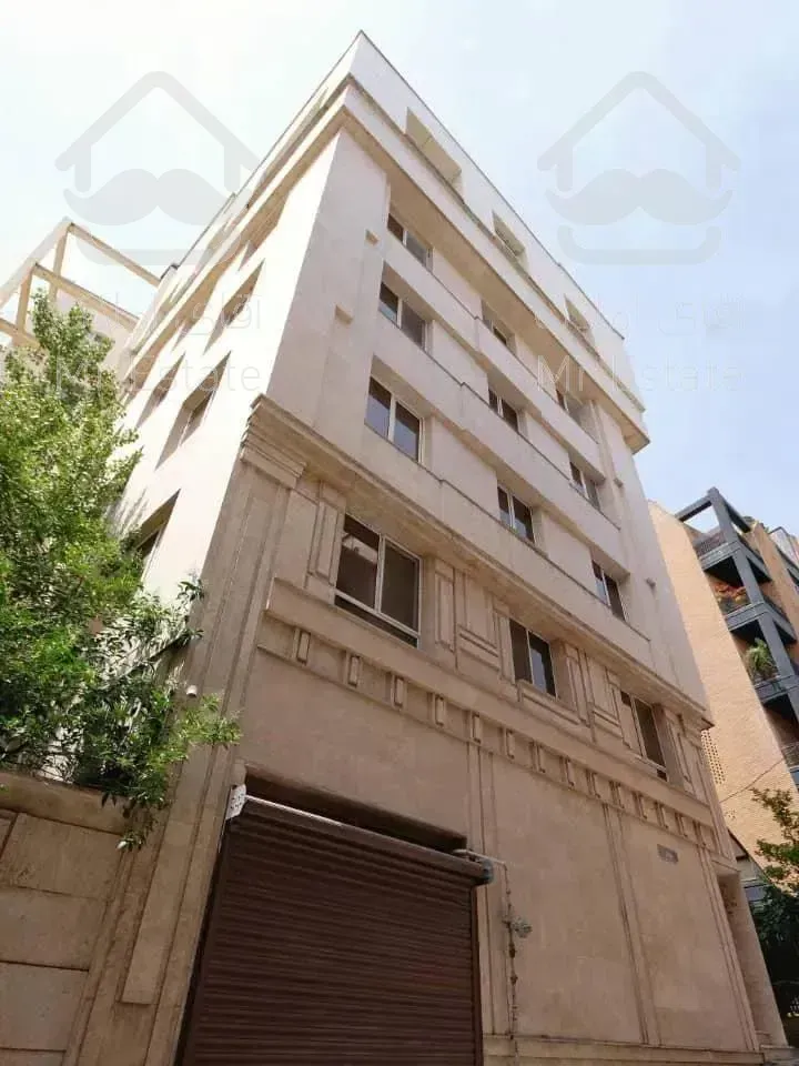 ۱۰۵ متر تک واحدی سه جهت نور