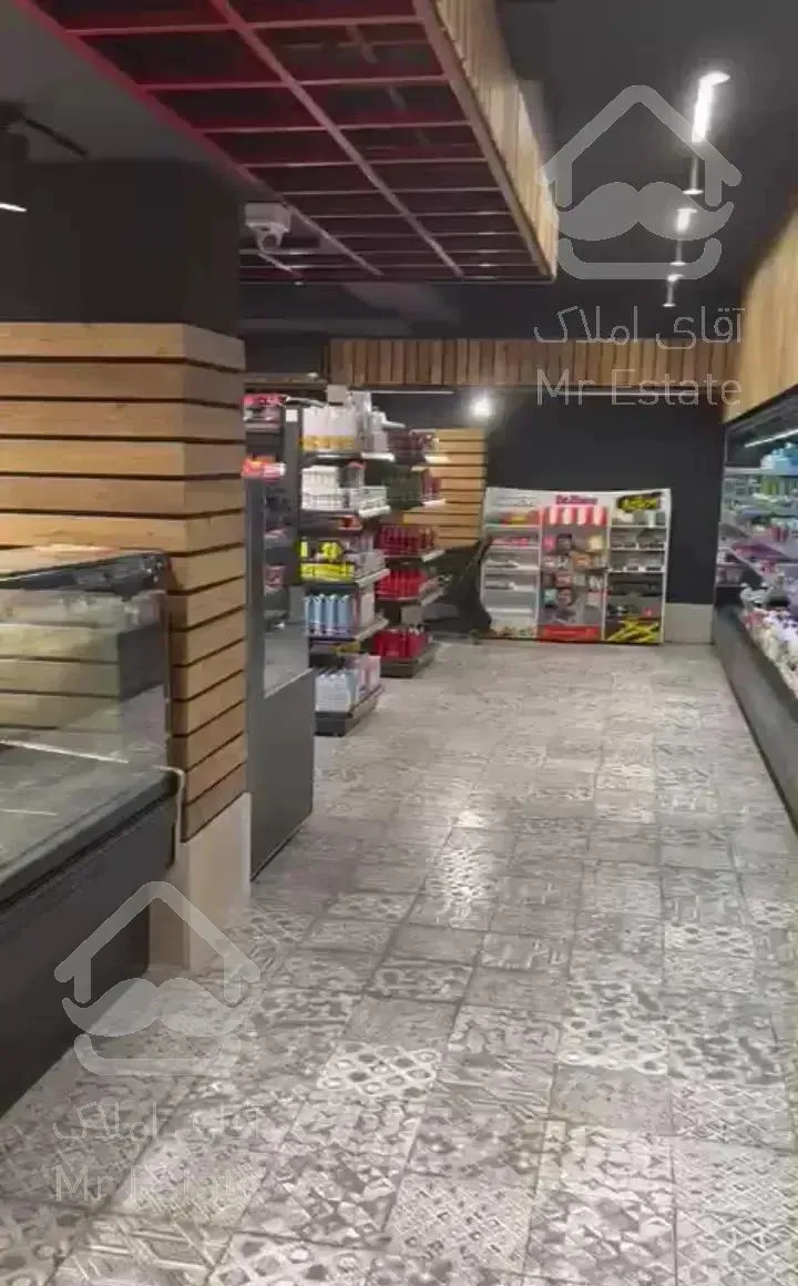 مغازه جردن ۴۱۰ متر بر اصلی ۱۰ پارکینگ