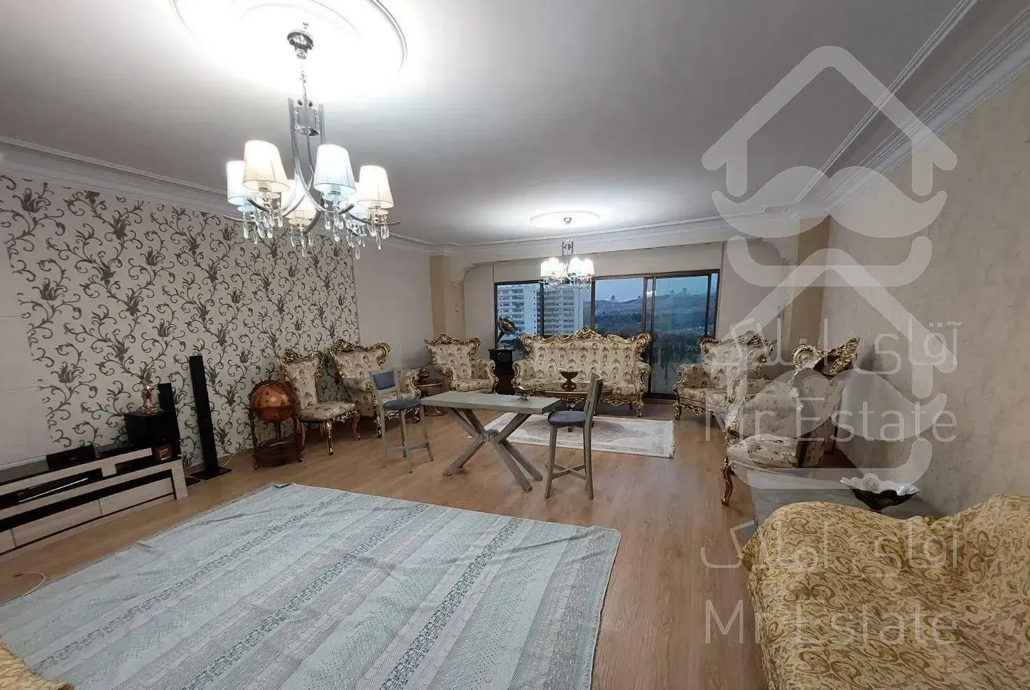 218 متر اپارتمان فول بازسازی در شهرک امید